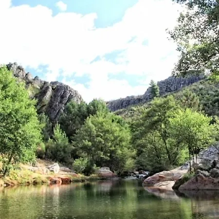 Charming House In With Pool And Mountain View