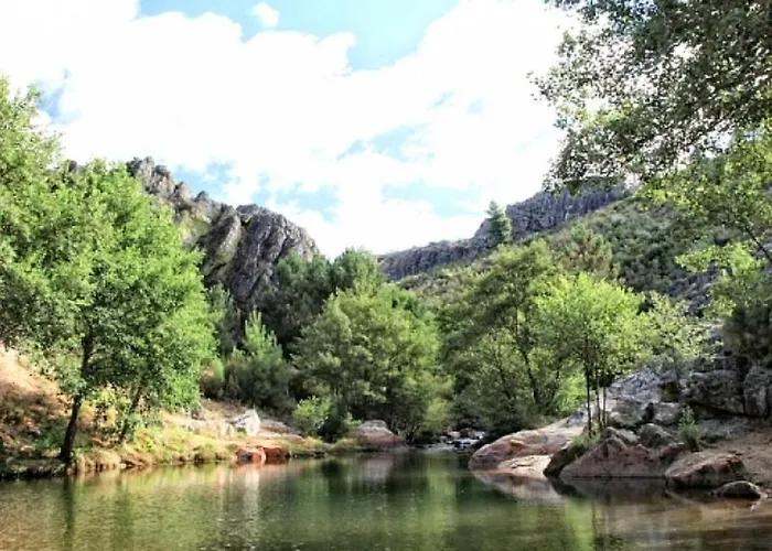 Charming House In With Pool And Mountain View
